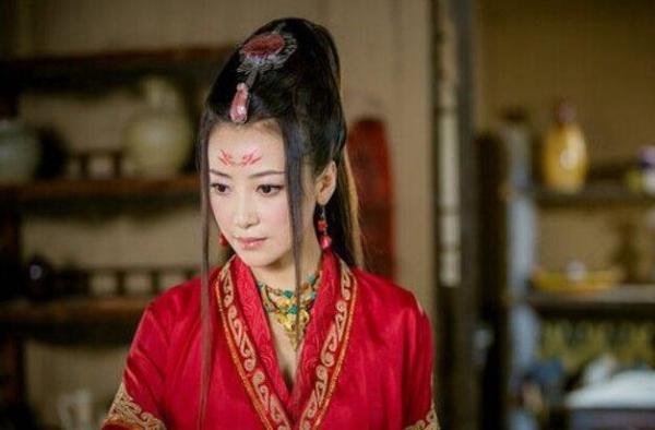 戴向宇陈紫函生子了吗 被拍到腹部隆起却极力否认怀孕