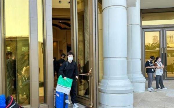 国乒出征新乡WTT决赛 这是咋情况?