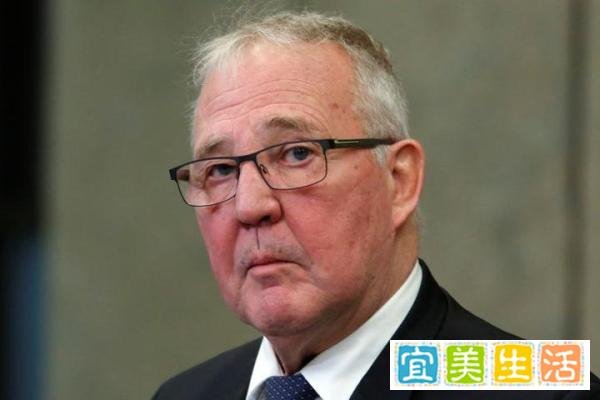 面对歼-10S“贴脸”，加方怒斥“鲁莽行事”，国防部的回应很干脆