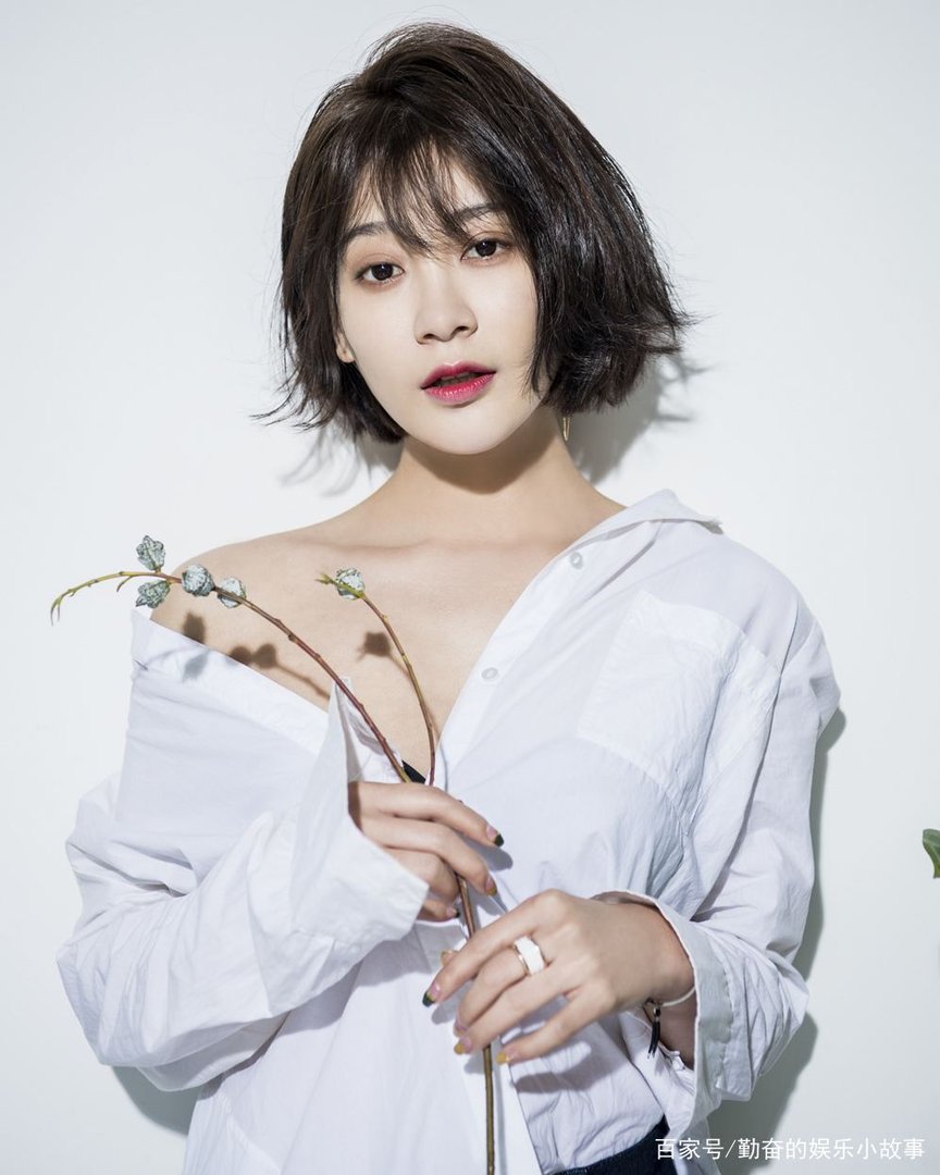 曹云金与妻子离婚时,为她转账500万,两人现状如何?
