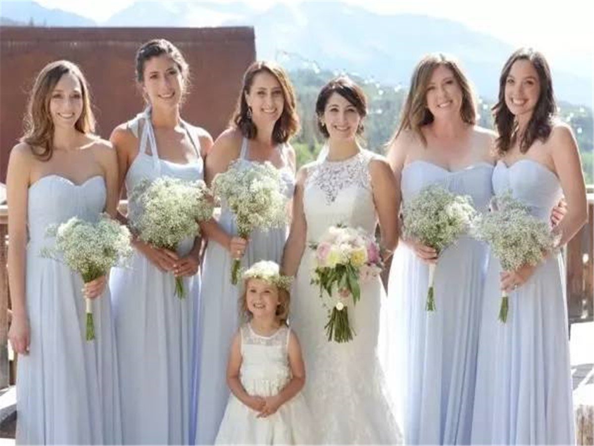 结婚当天被老公找的伴郎团毛手毛脚，面对这种情况该不该反抗？