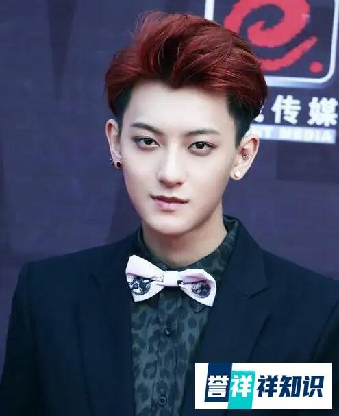 韩媒：EXO前成员黄子韬“半夜急诊室”照引热议，本人发文解释