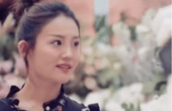 绿地事件最新消息，女主张雨婷大量素颜照曝光，就这能值3000万？