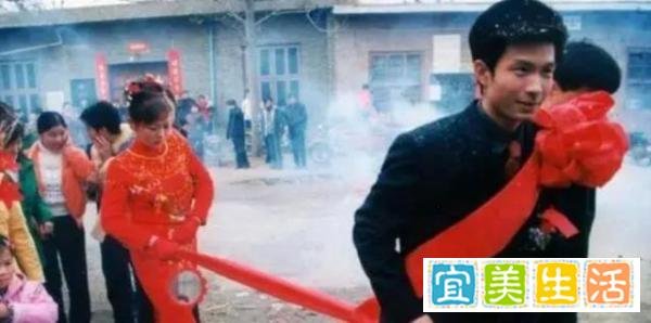 男子给106万彩礼,结婚不到3个月离了,网友:这婚不结也罢