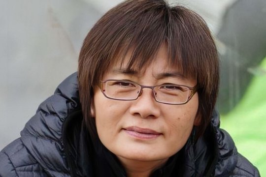 水庆霞和孙雯是队友吗