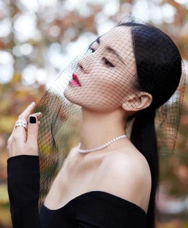 演员宋佳：为了上位有多疯狂，一脱成名为艺术献身，风韵犹存