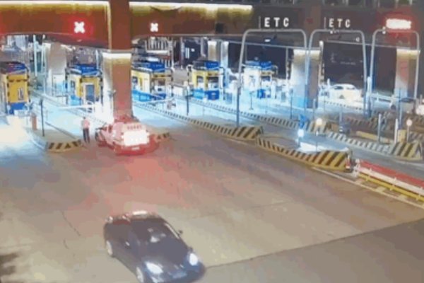 悲痛到四肢抽搐浙江男子其妻已去世，需要多久才能走出悲痛的阴影？