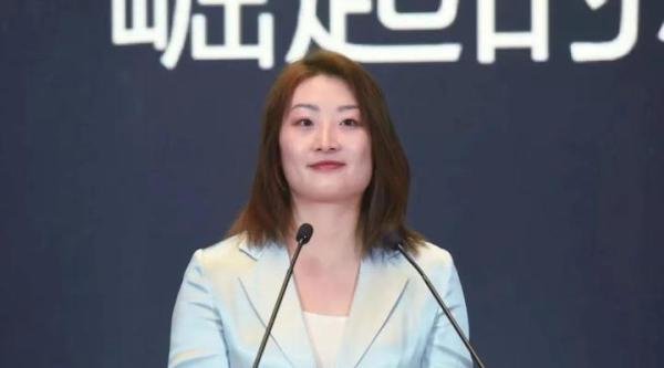 娃哈哈公开招标10万台冰柜，宗馥莉还是挺务实的！