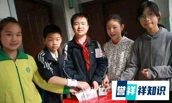 初代网红系列之五十-五杠少年和不屑弟