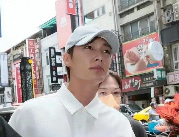 炎亚纶邱耀乐案开庭，炎亚纶有意和解，耀乐开出1200万天价和解金