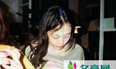崔雪莉和权志龙什么关系 两人举止亲密关系很不一般