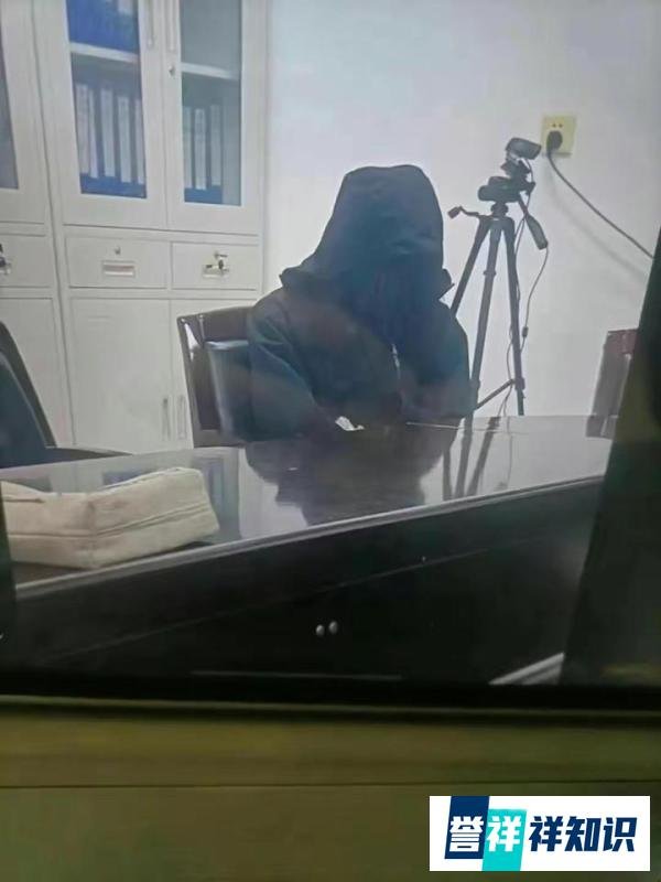 令人唏嘘不已:一南一北，俩女大学生相继跳江自杀