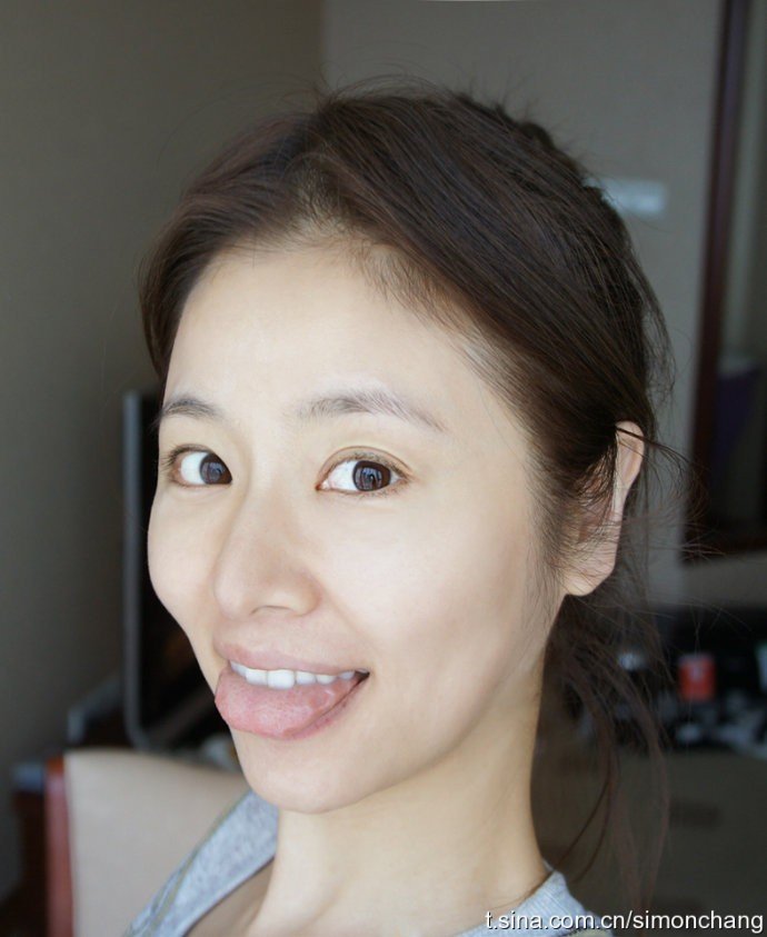 感觉林心如老了好多啊 林心如素颜逛街吓坏人真的吗