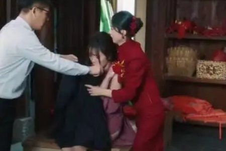 郑晓龙教赵丽颖怎么砸婚闹男更狠,你如何看待婚闹?