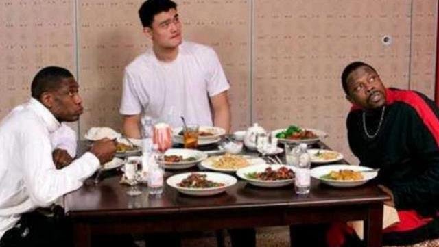 一转眼15年，当初姚明在美国打球顺便开的“姚餐厅”，如今怎么样？
