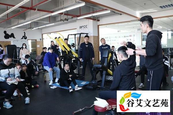 健身教练培训多少钱？