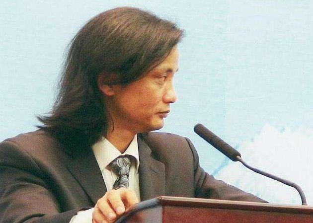 “法学鬼才”54岁病逝是真的吗？