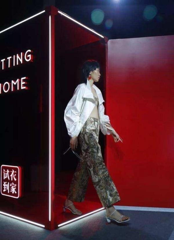 阿里银泰布局前置仓，“试衣到家”来了