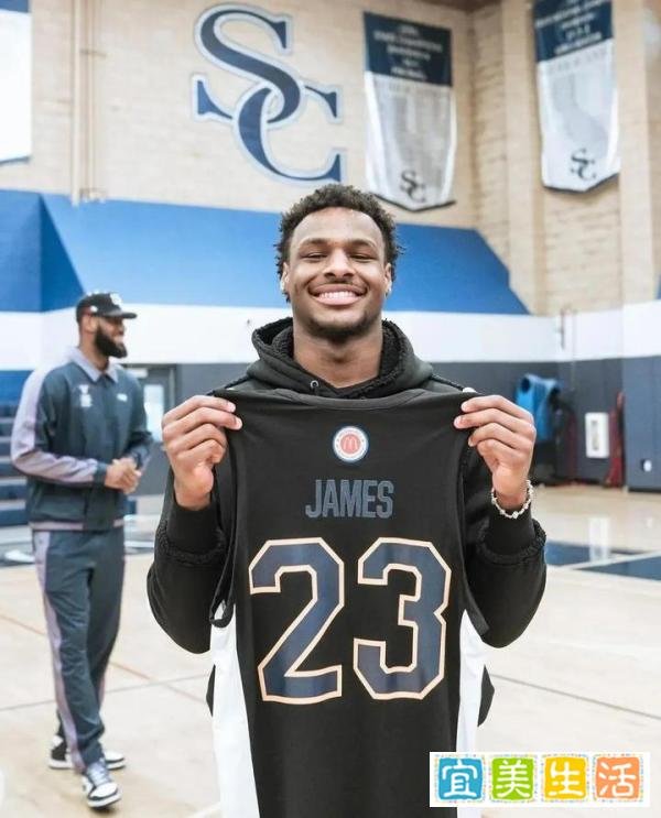 詹姆斯儿子布朗尼心脏骤停，已脱离危险，众星为他祈祷平安健康