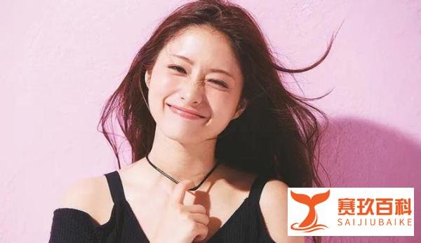 35岁石原里美宣布怀孕，与圈外男友结婚一年，孩子预产期在春天