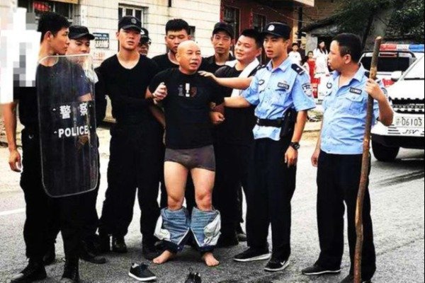 曾春亮被执行死刑，他当初行凶的原因是什么？