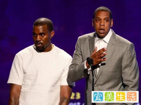 侃爷成为美国黑人首富！你以为他名利双收就靠卖YEEZY鞋？