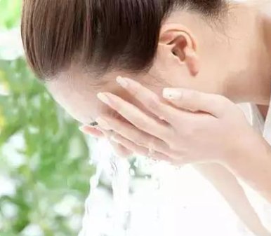 兰蔻visionnaire 是什么 怎么用？ 什么时间使用？