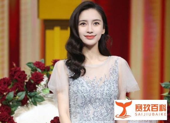 刘嘉玲回应删好友事件，对Baby表示抱歉，网友：更尴尬了