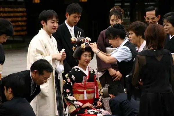 日本的特点及风土人情有哪些？