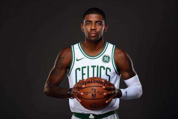 欧文训练时面部骨折，他能在新赛季开始时完全康复么？