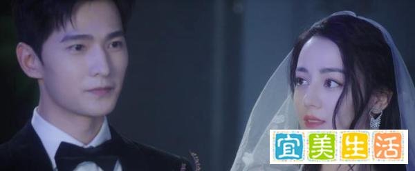 《荣耀》：晶晶为什么选择集体婚礼？听到原因，于途爱得无法自拔