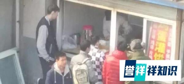 破案了!周琦为什么要买鸡蛋灌饼吃?他妻子这样回应……