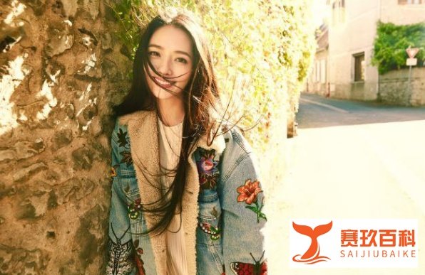 郭碧婷复出后首亮相，婴儿肥嘟嘟的很漂亮，老公与婆婆的爱