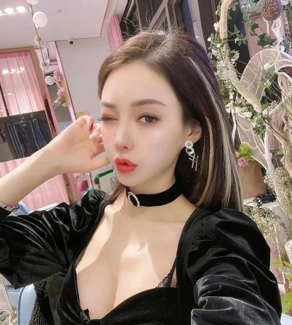 “炫富网红”郭美美已出狱,希望她别三进宫!