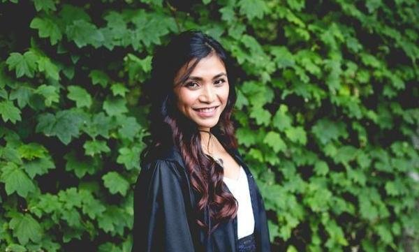 985应届硕士应聘吐槽薪资仅3400元，网友：一声叹息！