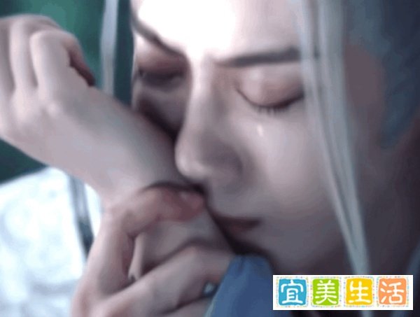 《长相思》葫芦湖决裂,相柳为何吸小夭血?他做的一切都是为小夭