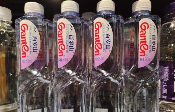 闹大了！百岁山回应溴酸盐争议，法务已介入，评论区炸锅！