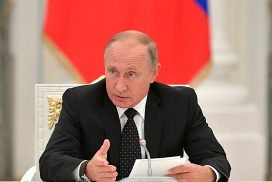 因拒绝逮捕普京,南非政府被起诉，南非政府有权利逮捕普京吗？国际法有规定吗？
