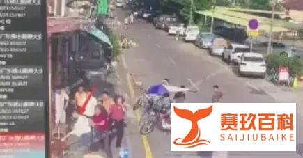 厦门路虎“车内不雅视频”流出，监控曝光：“谁让她喝醉的，活该！”