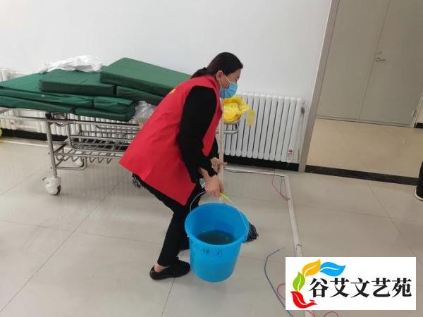 方舱里的故事｜总有一些事让我们感动，总有一些志愿者让我们铭记