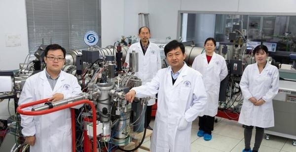 囧！美太空行走直播“漏水”，宇航服成“老古董”：已40多岁了！