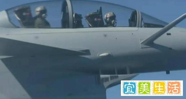 面对歼-10S“贴脸”，加方怒斥“鲁莽行事”，国防部的回应很干脆