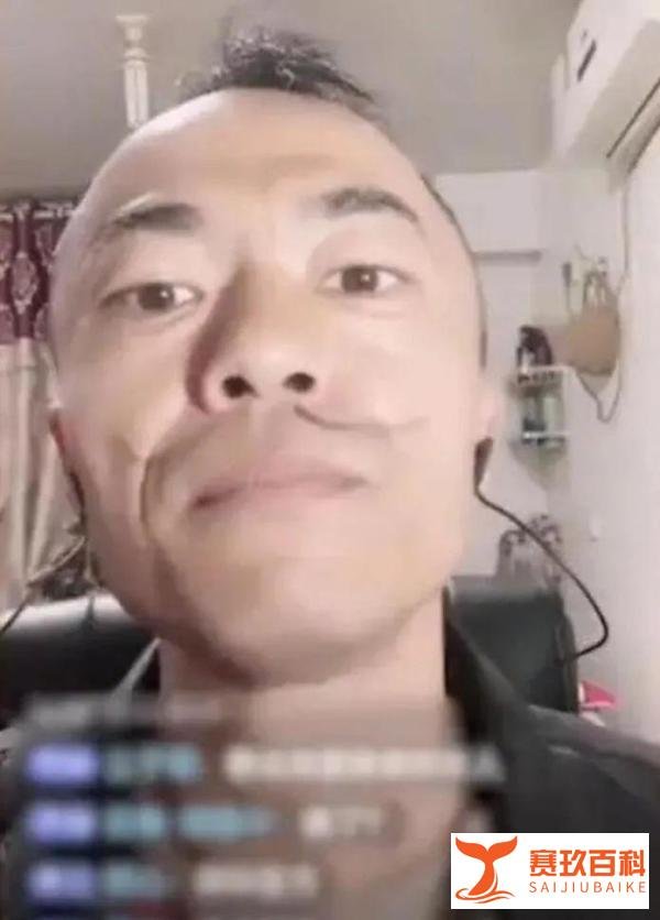 店关门、招牌拆、伙伴忙撇清、乡亲怒骂，面条哥的现世报来得太快