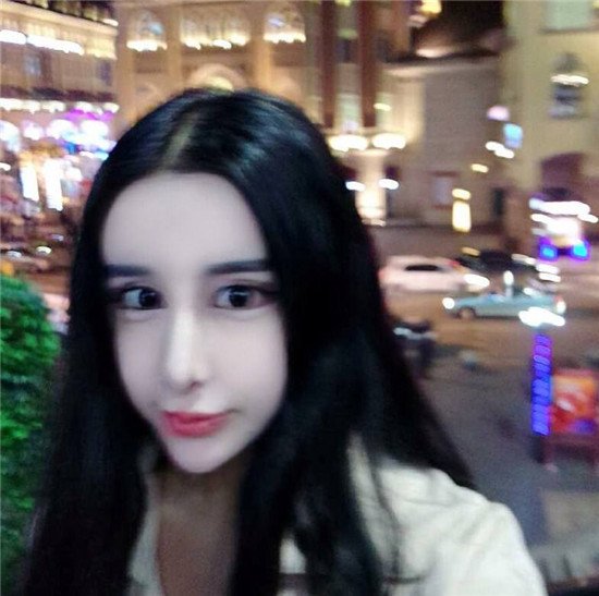 网红脸被老板砸坑