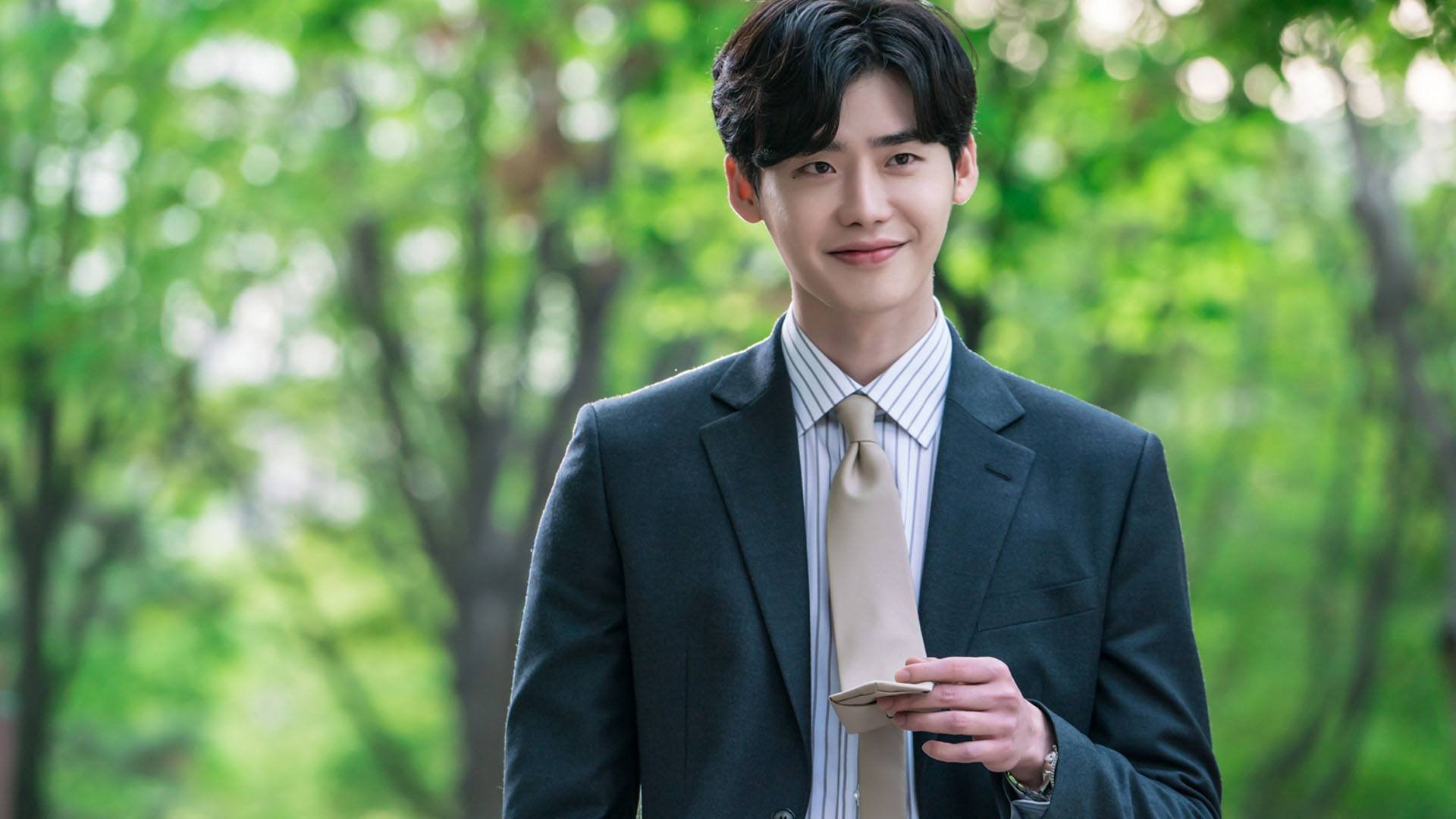 李钟硕将退伍引热议，你觉得他回来之后还能翻红吗？