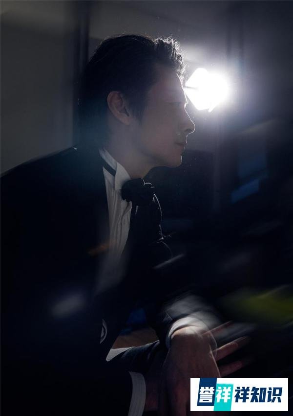 祖峰亮相北京国际电影节 沉稳内敛尽显不凡魅力