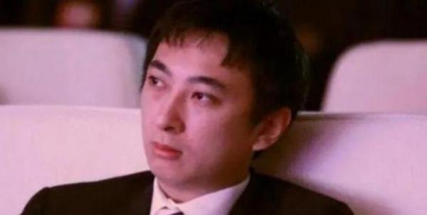 王思聪退出香蕉娱乐董事长职务，麻闻多接任