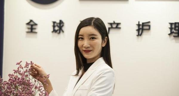 两个适合35岁以后干的职业,一个月薪过万,一个年薪30万