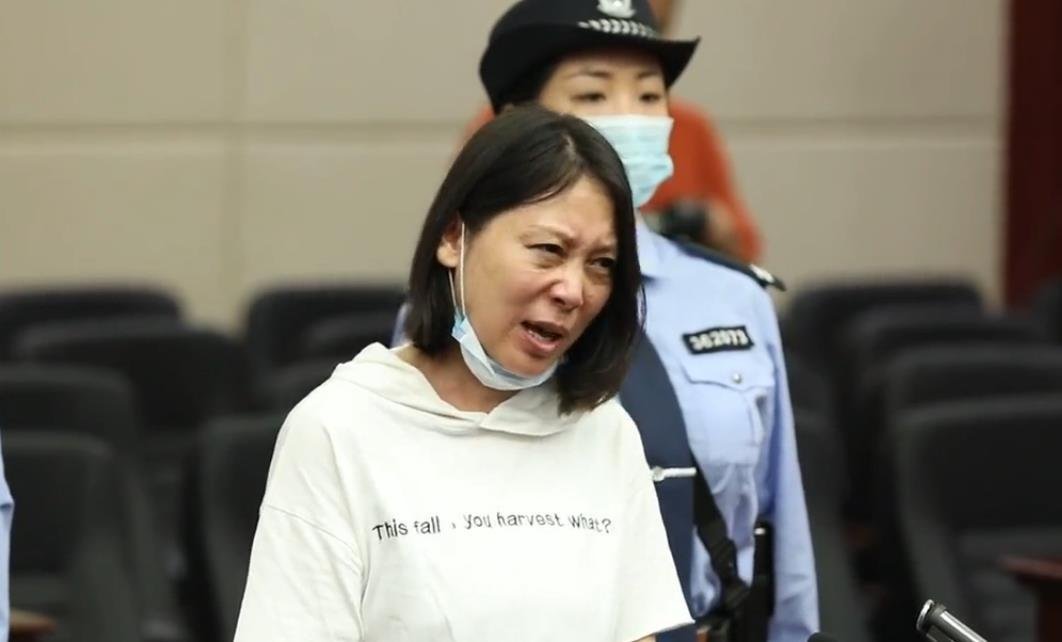 劳荣枝狱中癌症发作,怕是要熬不到终审判决,对此你怎么看?