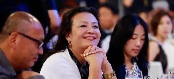 CVC血洗俏江南，张兰是如何被一步步踢出局的？